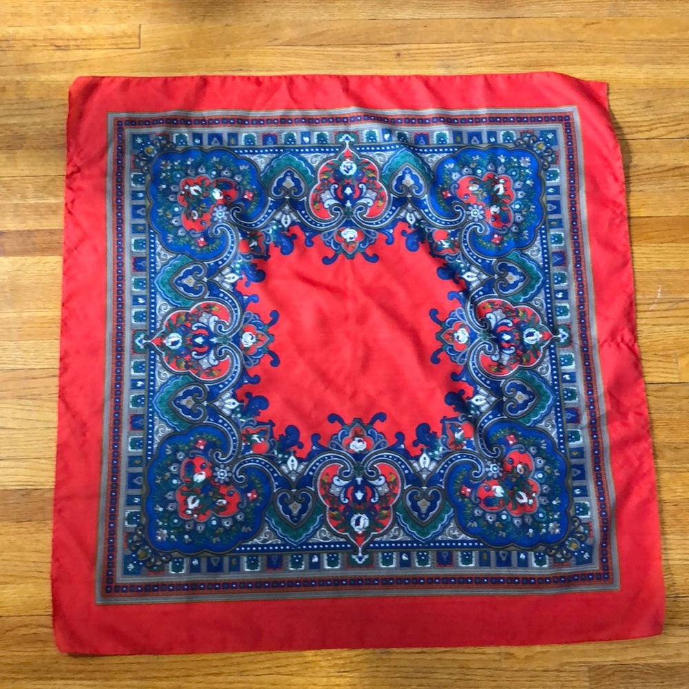 Patterned Fashion Scarf